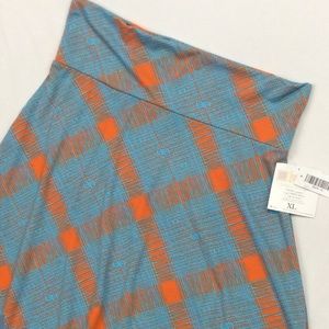 LuLaRoe NWT XL Azure skirt